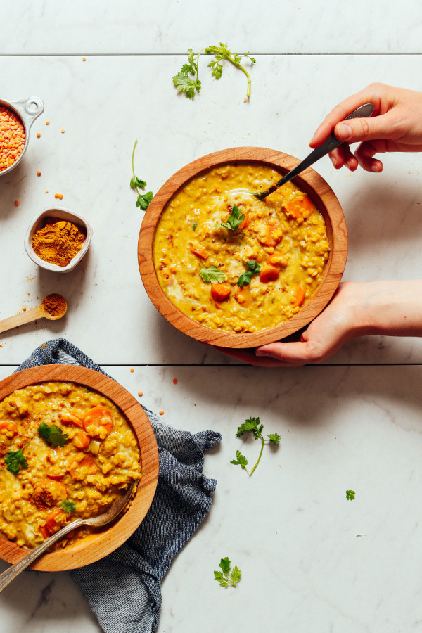 COMFORTING-Golden-Curried-Lentil-Soup-1-Pot-required-wholesome-ingredients-quick-and-easy-SO-delicious-vegan-glutenfree-curry-recipe-soup-minimalistbaker-8